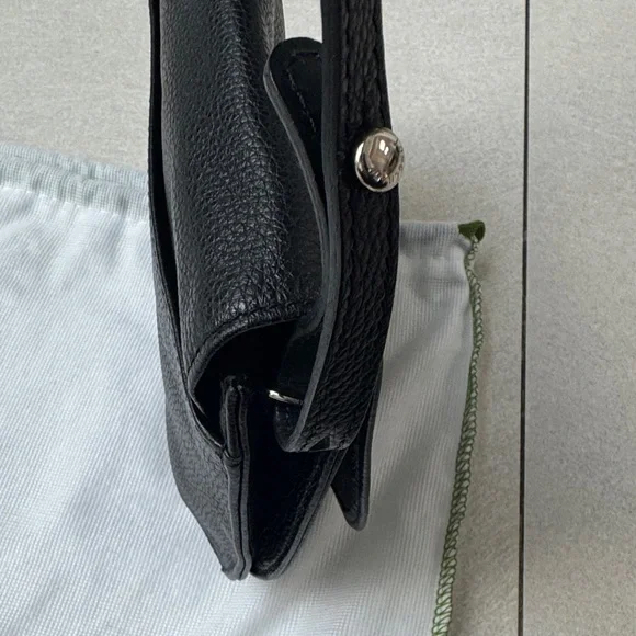 Longchamp Le Foulonne
Black Pebbled Leather Crossbody Saddle Bag - Picture 4 of 4